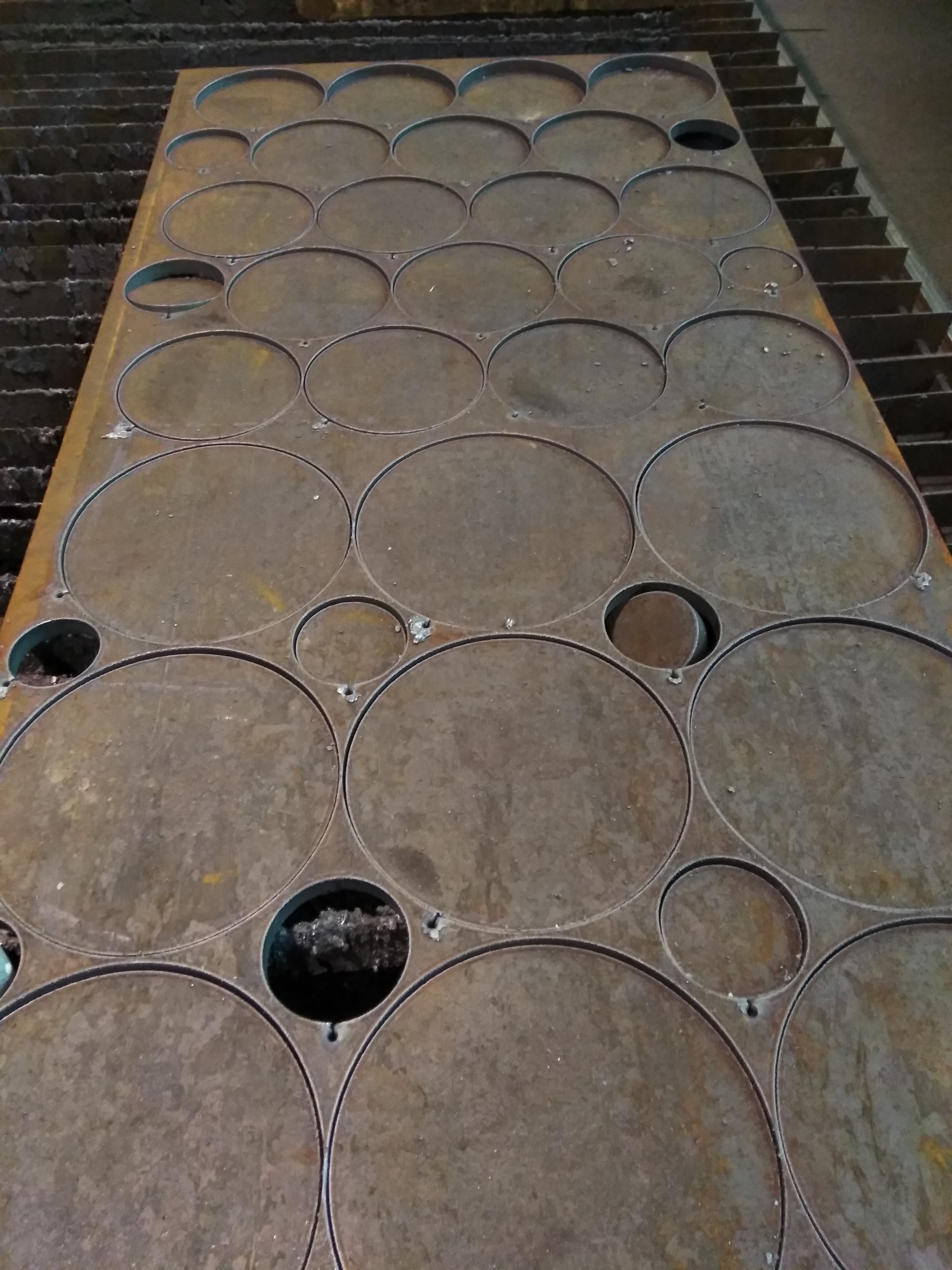 резка металла 30 мм