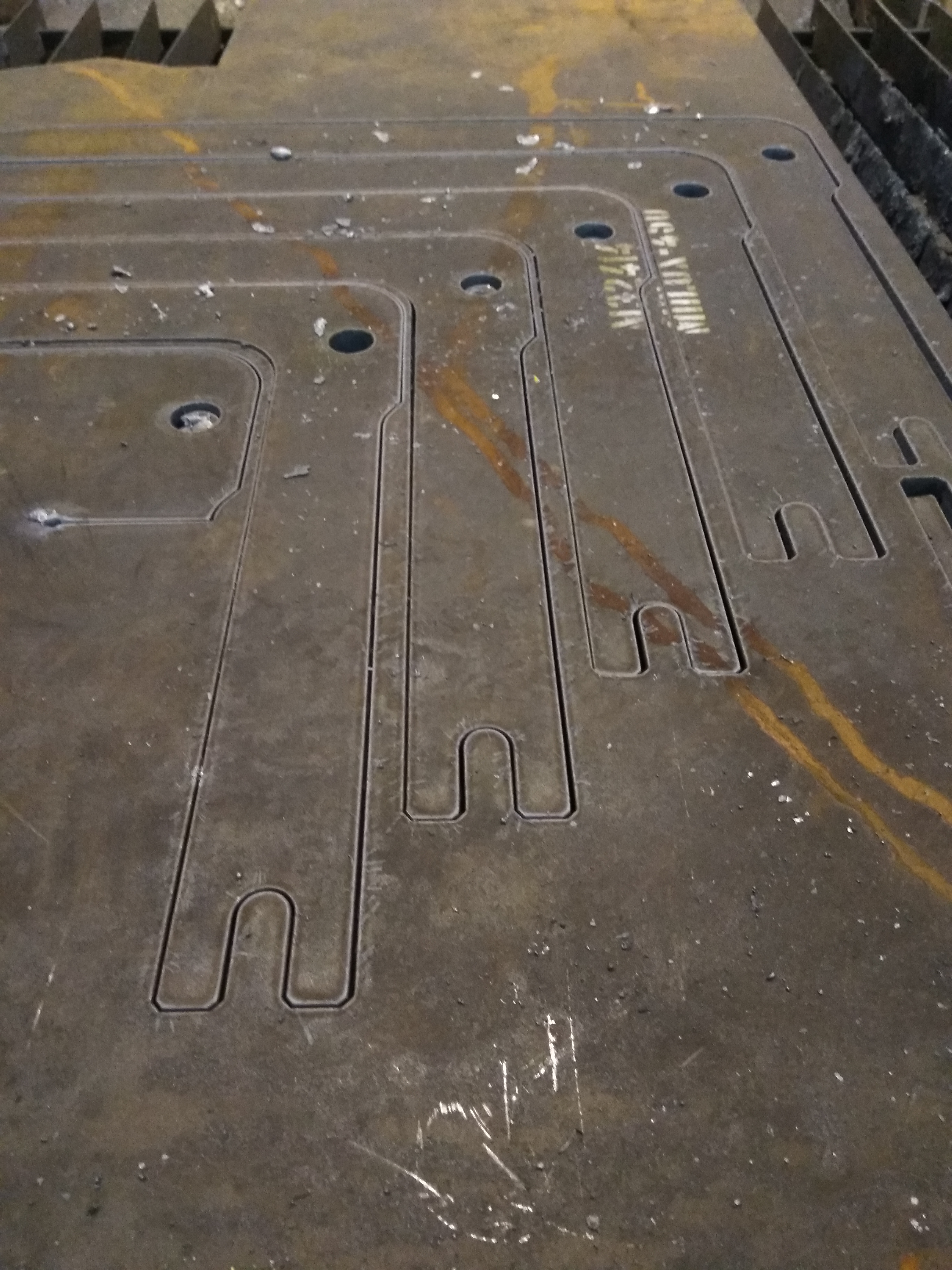 резка металла 30 мм