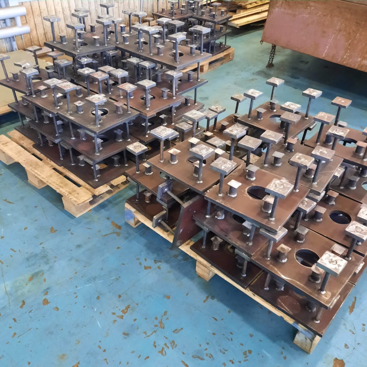 Закладные детали МН